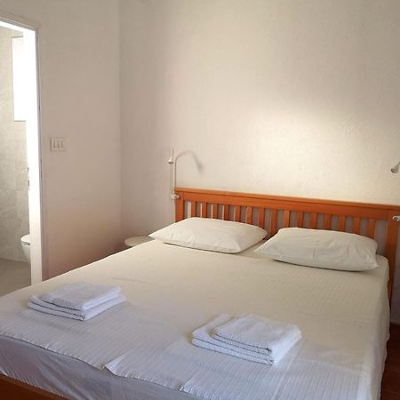 Apartments Angela Makarska Habitación foto