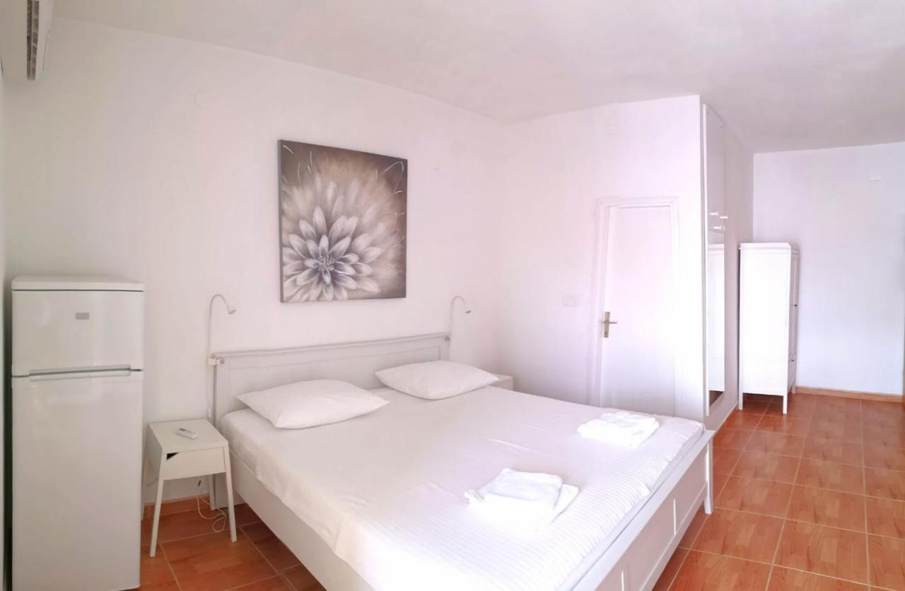 Apartments Angela Makarska Exterior foto