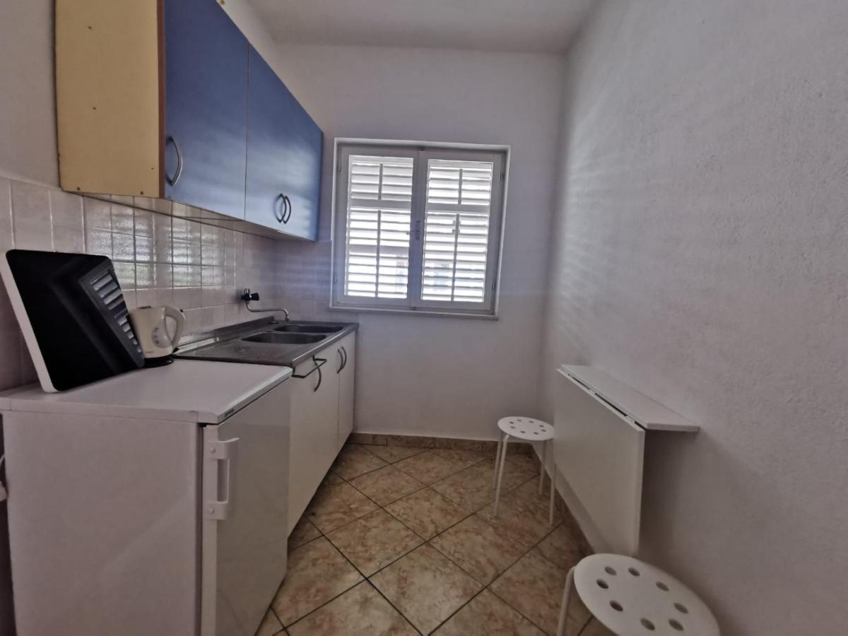 Apartments Angela Makarska Habitación foto