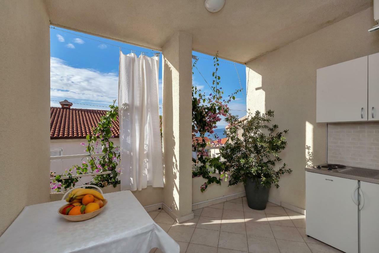 Apartments Angela Makarska Exterior foto